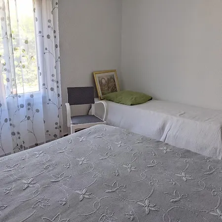 T2, 4 Pers, Proche Plage, Terrasse Privee, Confort, Calme A - Fr-1-797-14 *